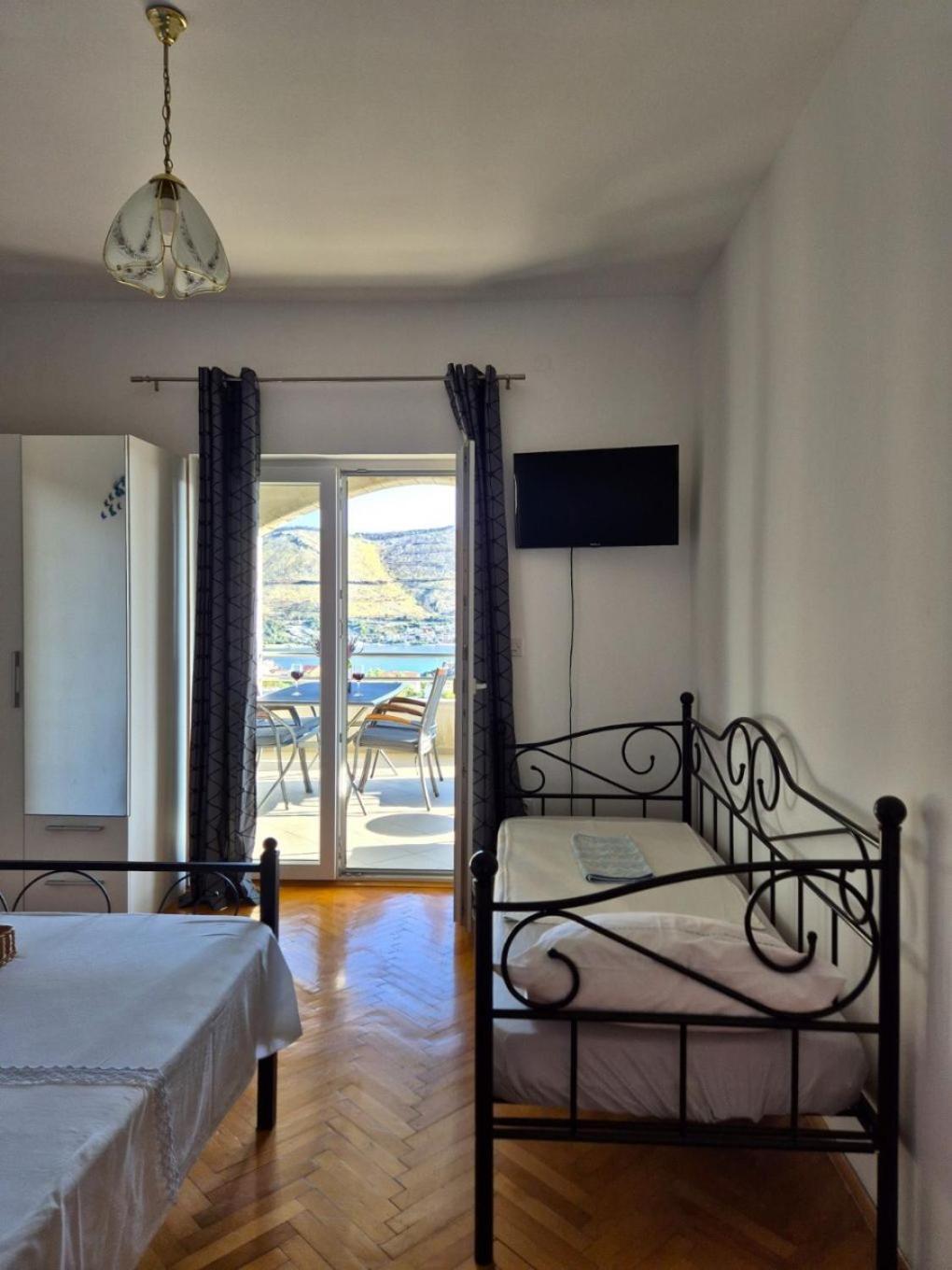 Apartments Josi - Parking And Barbecue Grebaštica Kültér fotó