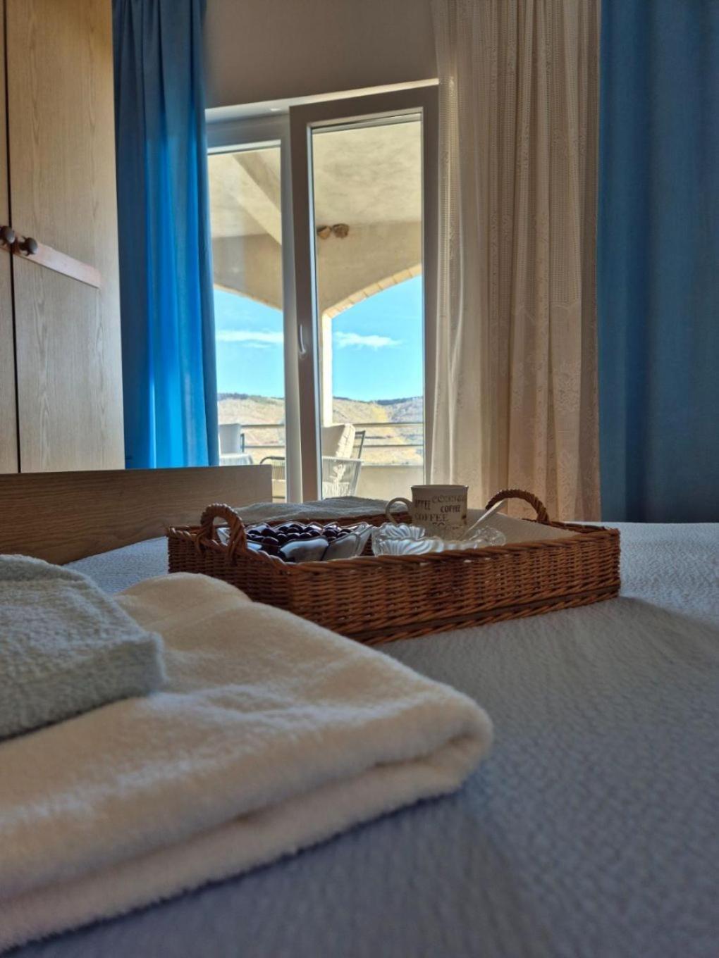 Apartments Josi - Parking And Barbecue Grebaštica Kültér fotó